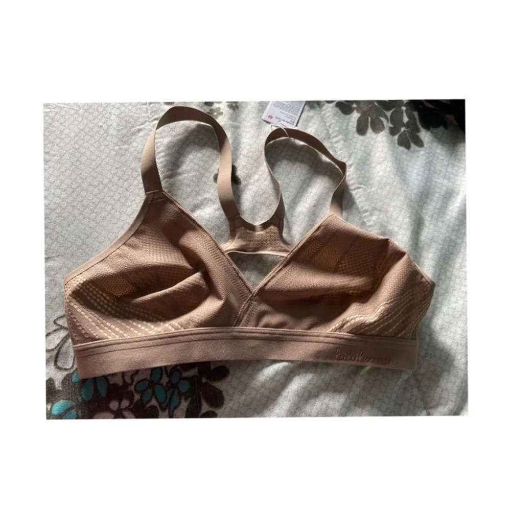 Lululemon bra